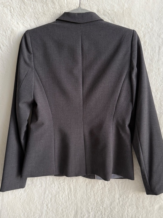 NWOT Calvin Klein Suit Jacket - Charcoal Gray - Size 6P - Picture 4 of 12